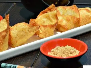 Homemade Crab Rangoon
