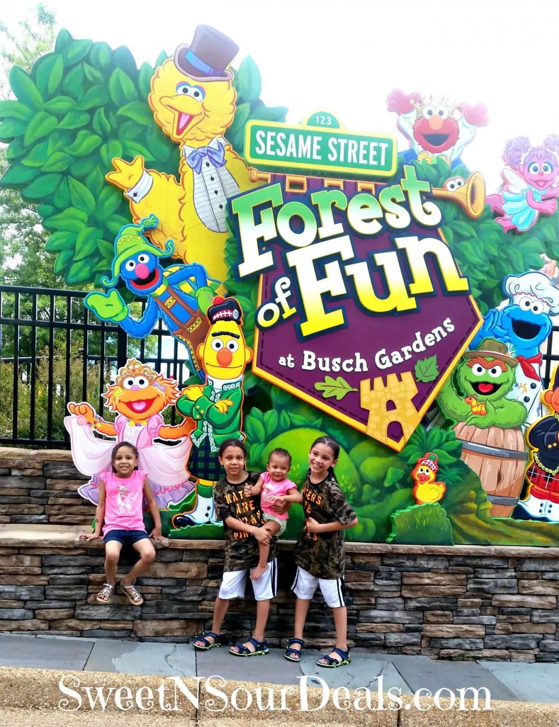 Named the most beautiful theme park for over 28 years, Busch Gardens Williamsburg the ultimate family-friendly park. Today I am sharing 5 Kid-Friendly Attractions at Busch Gardens Williamsburg, for families with small children.