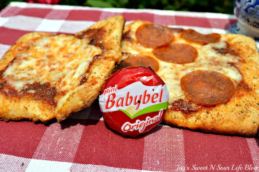 Mini Babybel Pizza Recipe. Bake up some kid-friendly mini babybel pizzas. They are pefect for quick weeknight dinners or easy to make weekend meals.