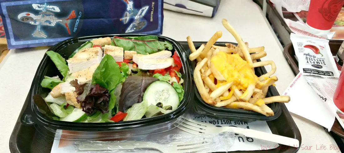 Today I adventured into Wendy's with my crew to celebrate the upcoming Memorial Day Festival, to prep for the event we like to visit our favorite restaurants to get stuffed and energized for the event. To my surprise there were some delicious new options to choose from in our local Wendy's Restaurant, I was able to pick from the new Wendy's Core Salad options.