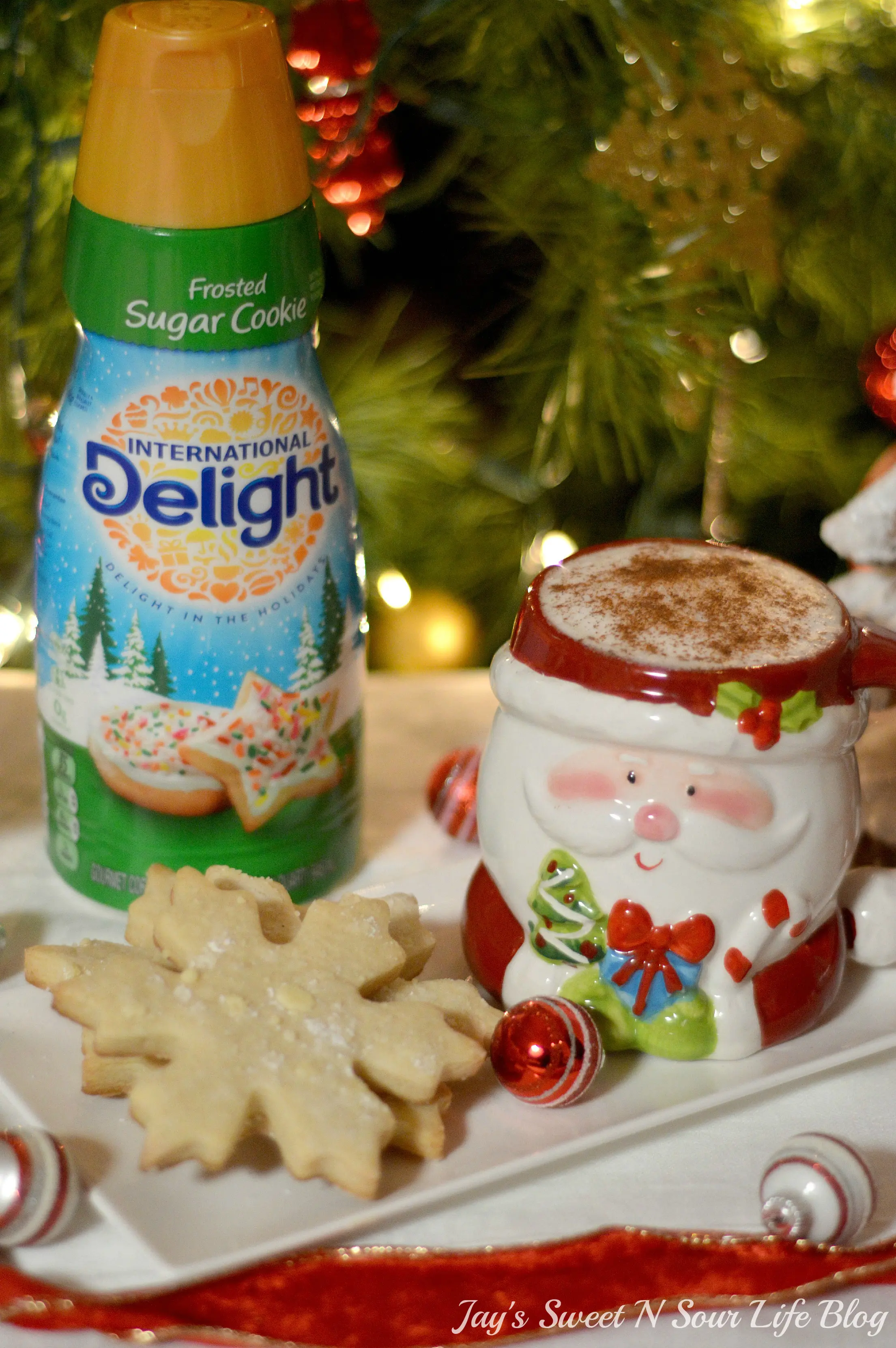 Santa's milk and cookies. Treat Santa to his very own Santa's Milk and Cookies Latte, paired with a buttery snowflake cookie perfect for dipping. No milk frother needed, this delicious sugar cookie flavored latte and snowflake cookies make the perfect holiday treat duo.
