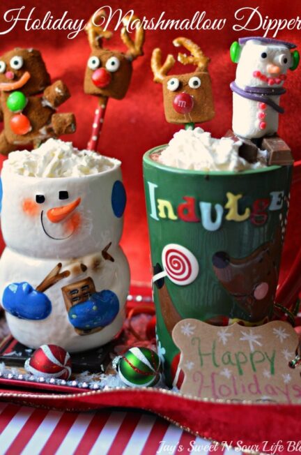 Chocolate Bomb Cake Pops – Christmas Themed