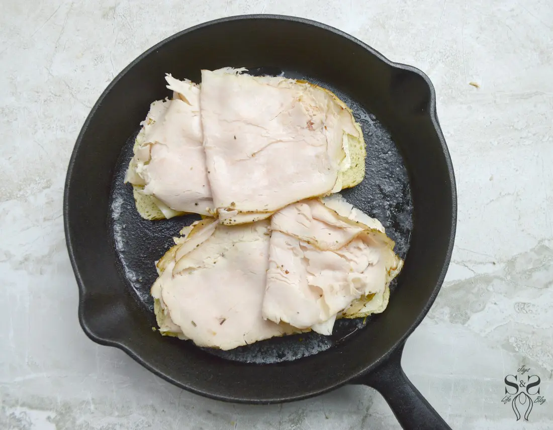 Turkey Pesto Grilled Cheese Step 3. If you are looking for that restaurant&nbsp;quality bistro sandwich, look no further. Bring the bistro home when you try my Turkey Pesto Grilled Cheese.