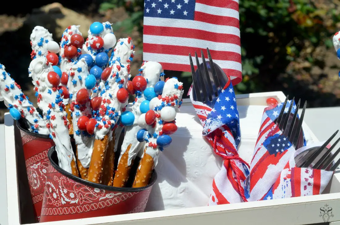 Skittles 4th of July Ideas table 6