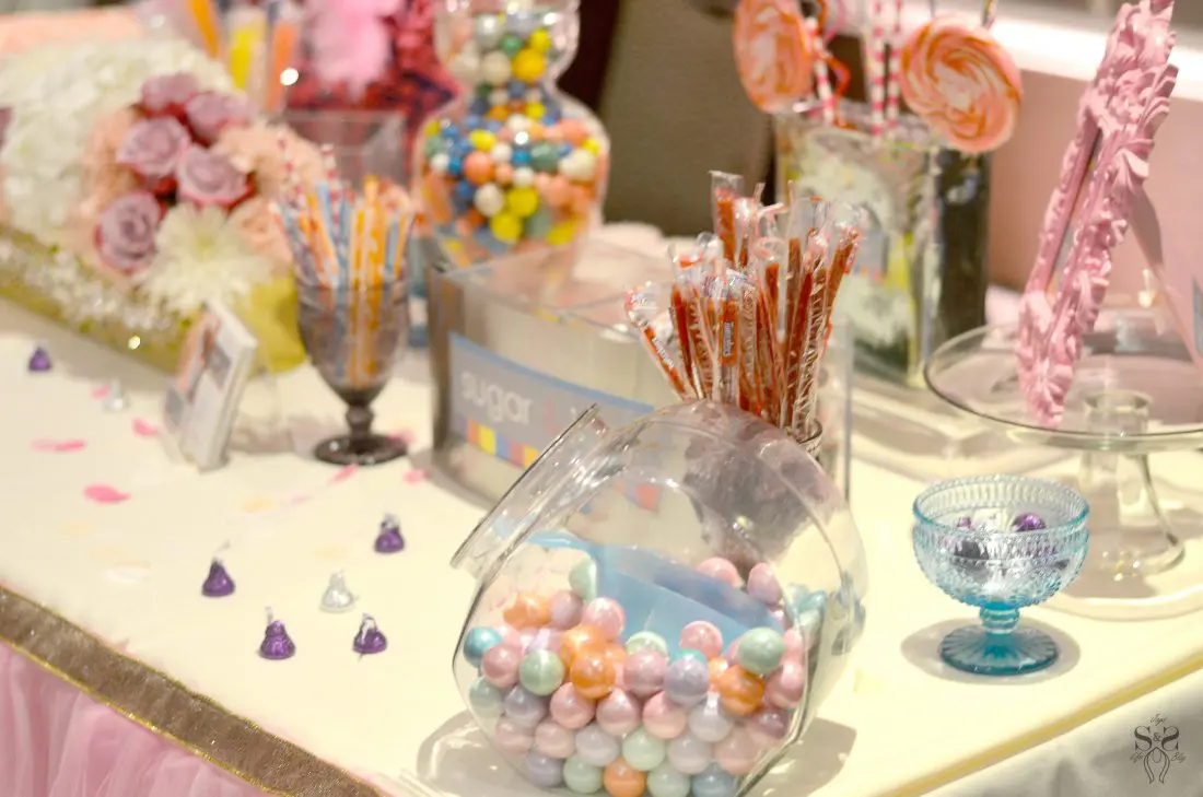 Get ready for the night of your life with this beautiful and elegant pajama glam 2016 party. Hosted by the Tigerlily Foundation Founder Maimah, who is committed to educating young women around the world about breast cancer.