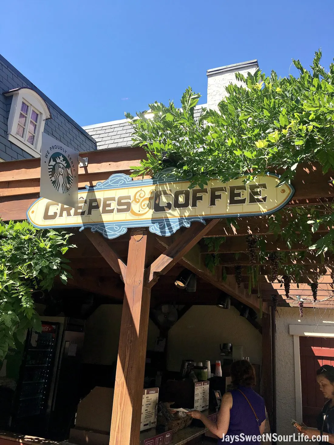 The Food and Wine Festival at Busch Gardens is back, sip and sample food from all over the world in one theme park. Find out what my top picks are from this year's 2017 Food and Wine Festival at Busch Gardens Williamsburg.