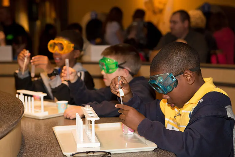 I'm sharing my ultimate list of 10 Fun Family-Friendly Things To Do In Durham, North Carolina. Travel on a budget with this list of free and affordable fun things to do in Durham, North Carolina.