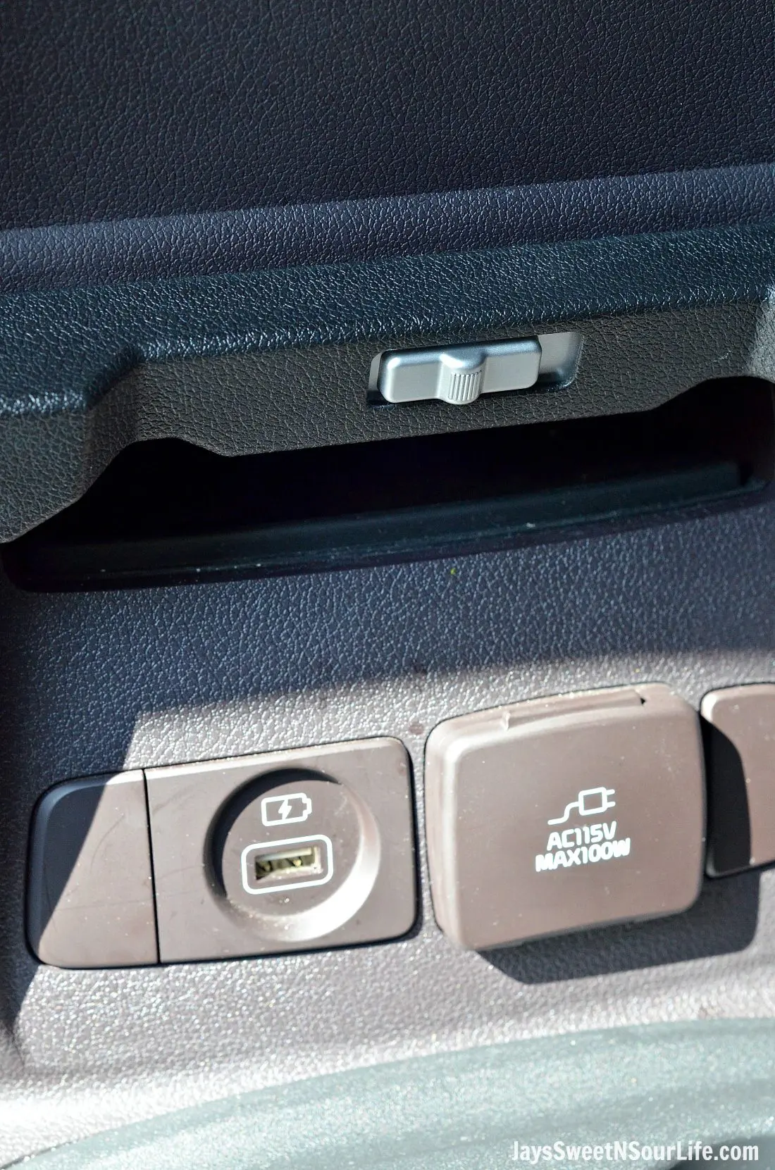 My family loved road tripping in the new 2017 Kia Sedona, it was the perfect automobile that was made with families in mind. From the spacious interior, newest technology features, and comfort made with the driver in mind, read why my family loved the new 2017 Kia Sedona!