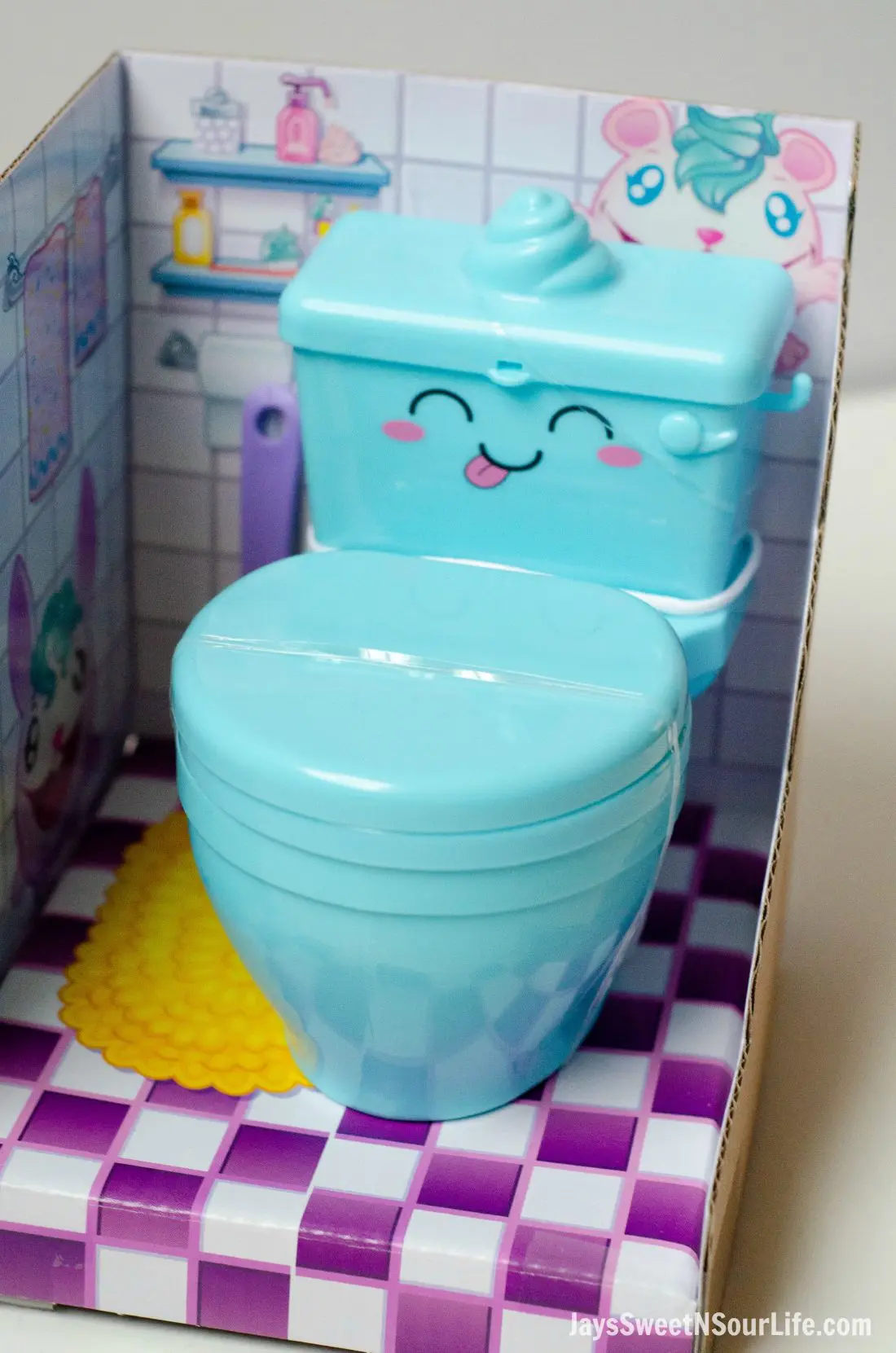 Pooparoos Packaging With Toilet. Pooparoos are full of fun surprises and tons of fun for all.