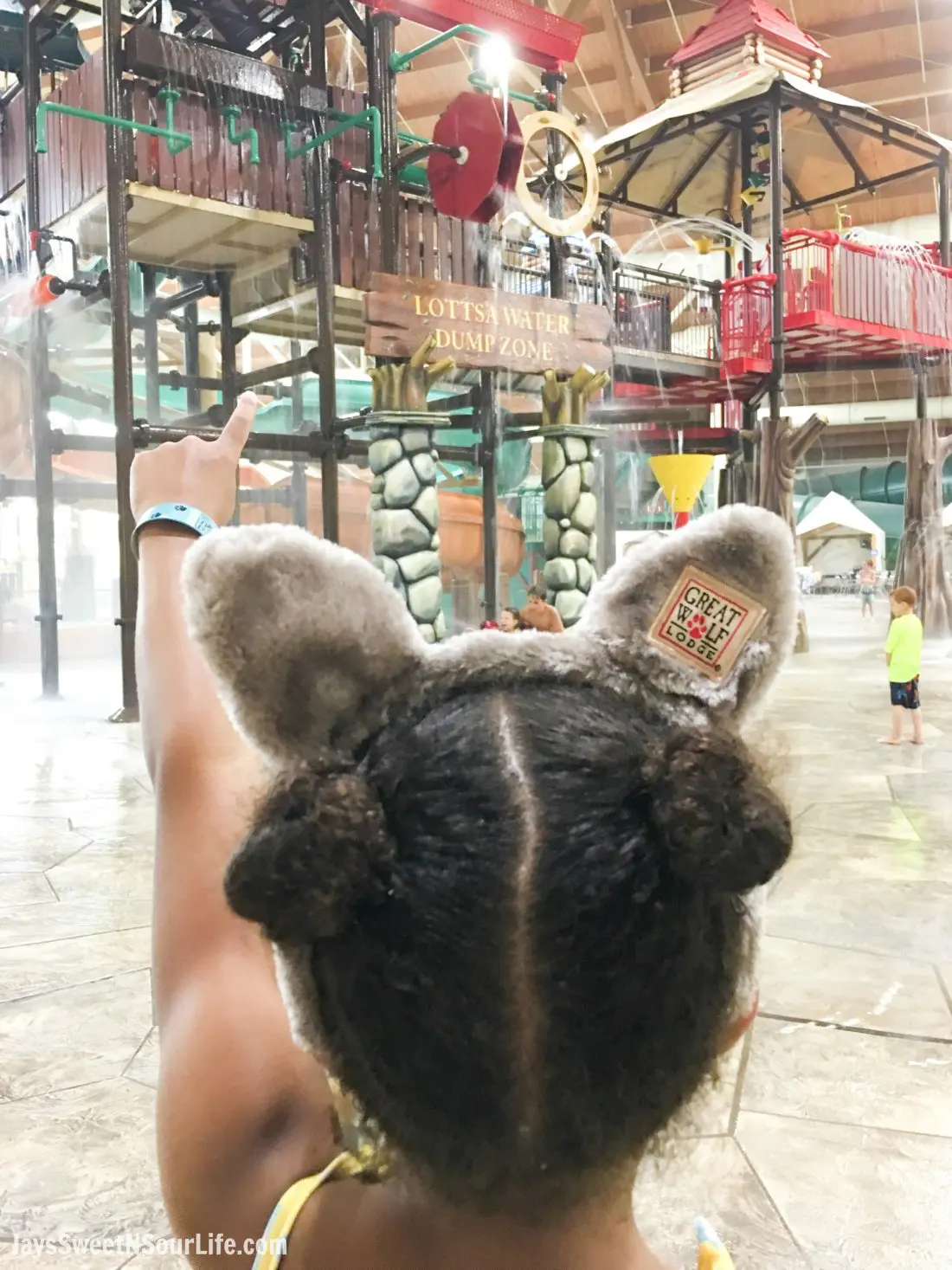 The Great Wolf Lodge - Cabarrus County Girls In Indoor Water Park. A Large Families Adventure Guide To Cabarrus County - North Carolina - via JaysSweetNSourLife.com.