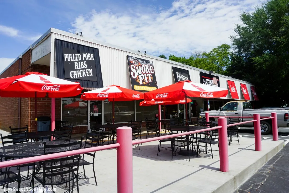 The Smoke Pit - Visit Cabarrus County Store Front. A Large Families Adventure Guide To Cabarrus County - North Carolina - via JaysSweetNSourLife.com.