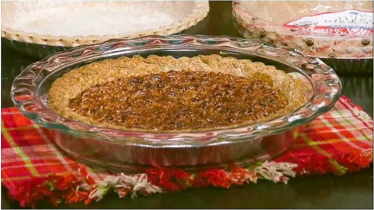 Pecan Pie Recipe in celebration of National Pecan Pie day July 12th. As seen on Fox 45 news, JaysSweetNSourLife shared this delicious recipe featuring a Spicy Praline Bacon Topping.