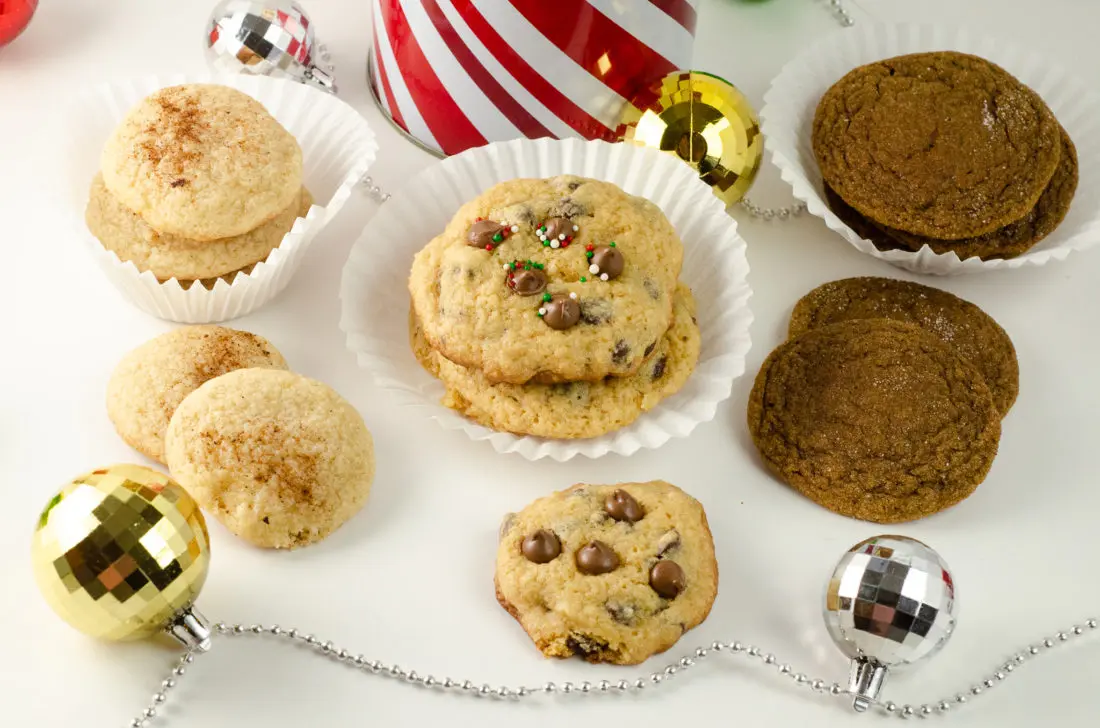 Holiday Teachers Gift Ideas Assorted Cookies. Nothing says "Happy Holidays" like a Holiday Teachers Gift. Read more about my three fun Holiday Teachers Gift Ideas for your family to try this holiday season.