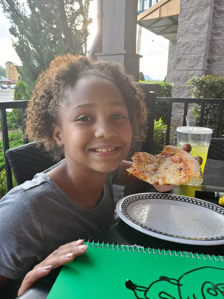 Big Daddy's Pizzeria Keturah. This is not your average pizza pie!&nbsp;At the heart of Big Daddy's is a 550 degree, wood-fired flame inside of a one-of-a-kind brick oven. Read all about why this freshly made pizza is my families go to pizza joint in Pigeon Forge, TN.