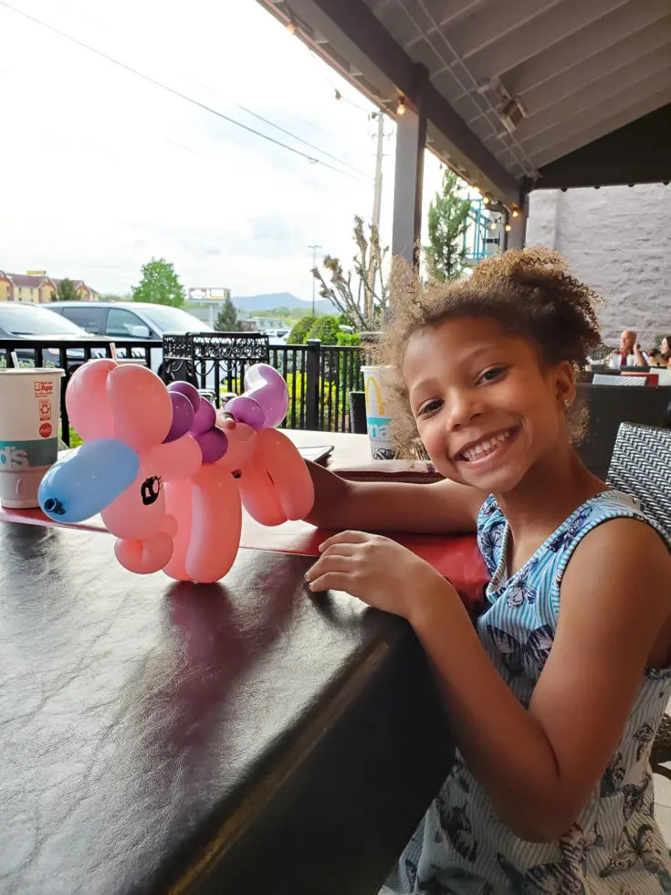 Big Daddy's Pizzeria Balloon Animals. This is not your average pizza pie!&nbsp;At the heart of Big Daddy's is a 550 degree, wood-fired flame inside of a one-of-a-kind brick oven. Read all about why this freshly made pizza is my families go to pizza joint in Pigeon Forge, TN.