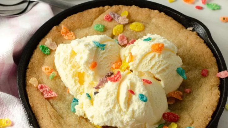 Skillet Sugar Cookie. Bake up something delicious with my Skillet Sugar Cookie. Made with browned butter and baked in 5 inch cast iron skillets. This copcat BJ's Brewhouse recipe is full of flavor and perfect for sharing.