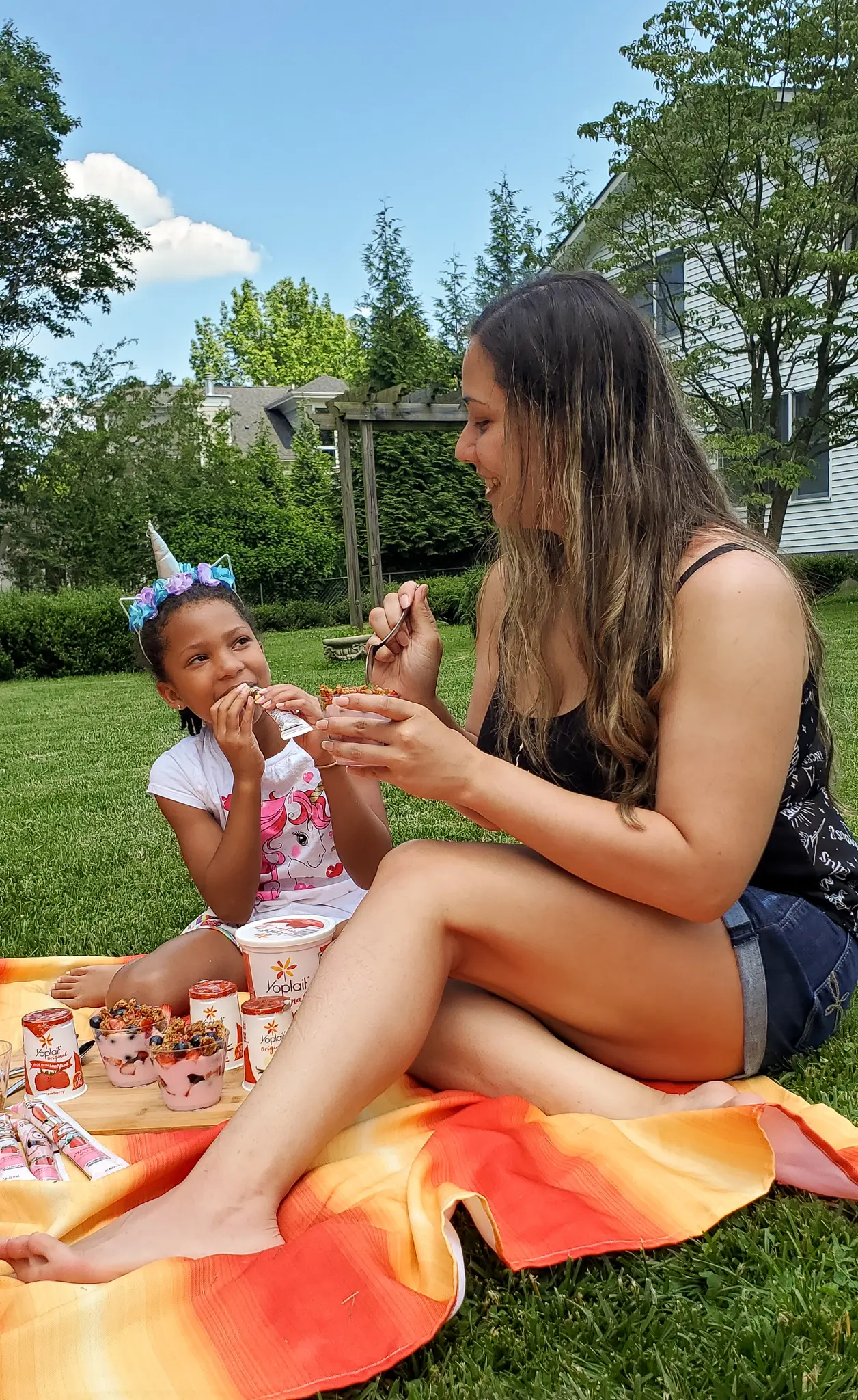 Backyard Picnic with Yoplait Esuun Jay. Grab your picnic baskets! It&rsquo;s time to host your very own backyard picnic featuring the foods your family loves. No need to leave home for this bunch of fun, just pick a date and then prep your picnic baskets.