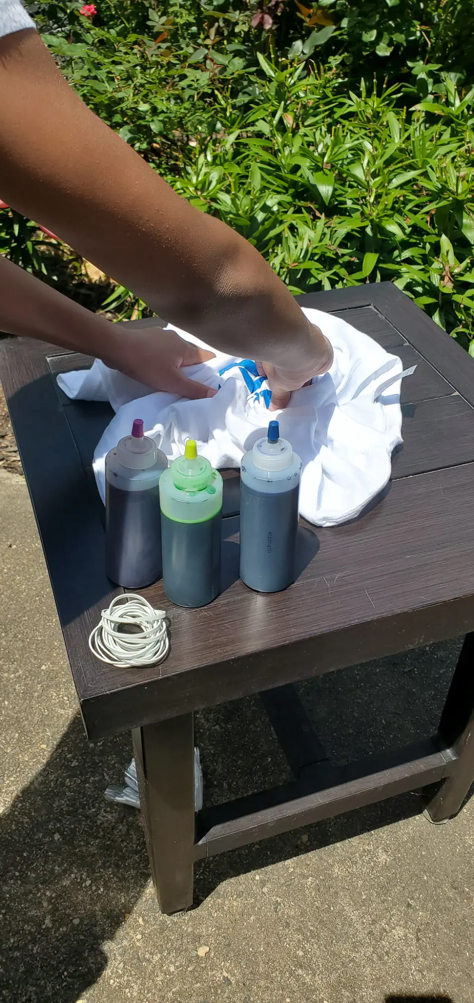 JCamper Warner Bros. Tie-Dye Camper Shirts Step 2. oin us as we adventure through 8 weeks of Virtual Camp Warner Bros. Each week will feature a new fun family friendly activity and a Warner Bros. Show or Movie. This week featured a Camper Shirt Tie-Dye activity.