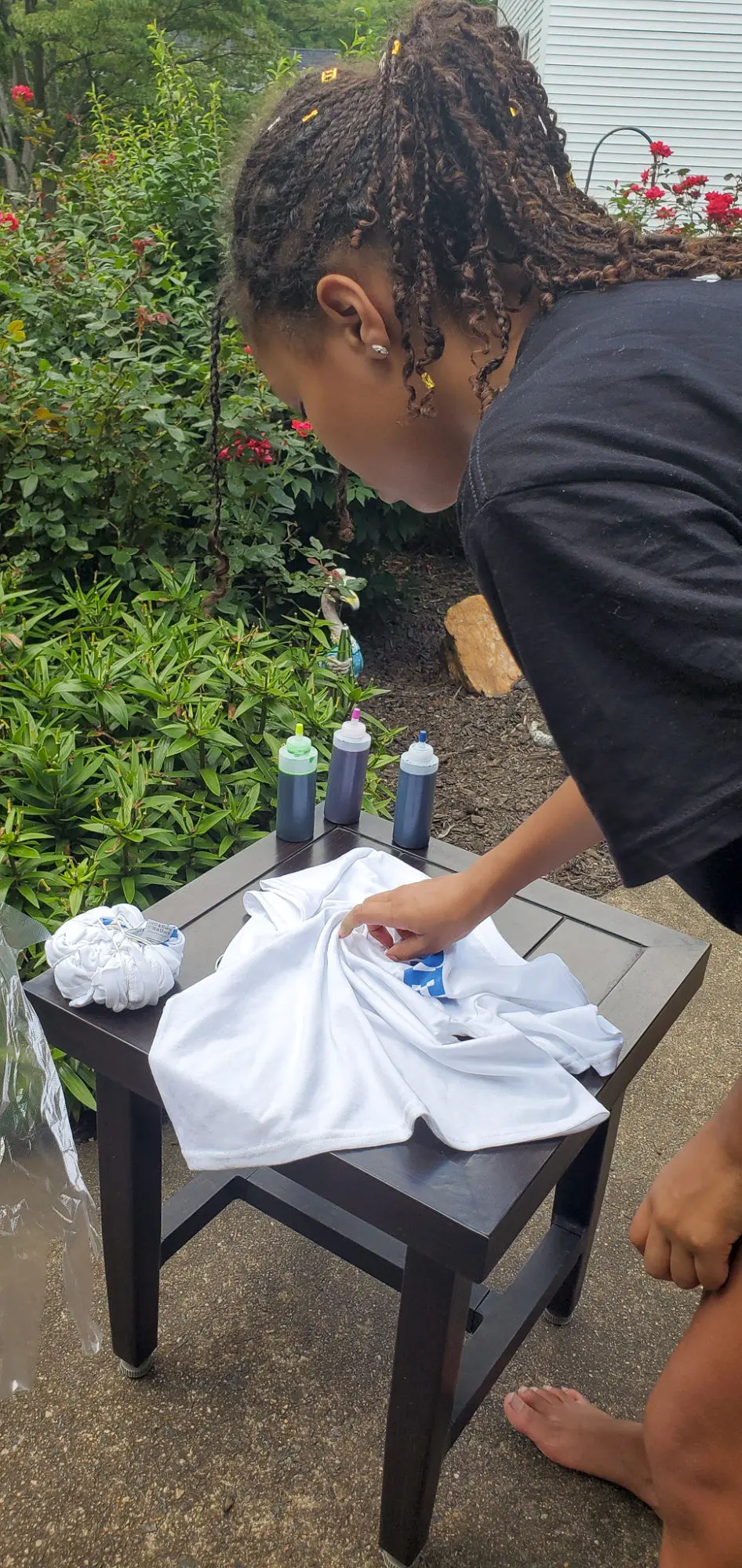 Camper Warner Bros. Tie-Dye Camper Shirts Swirl Design. Join us as we adventure through 8 weeks of Virtual Camp Warner Bros. Each week will feature a new fun family friendly activity and a Warner Bros. Show or Movie. This week featured a Camper Shirt Tie-Dye activity.