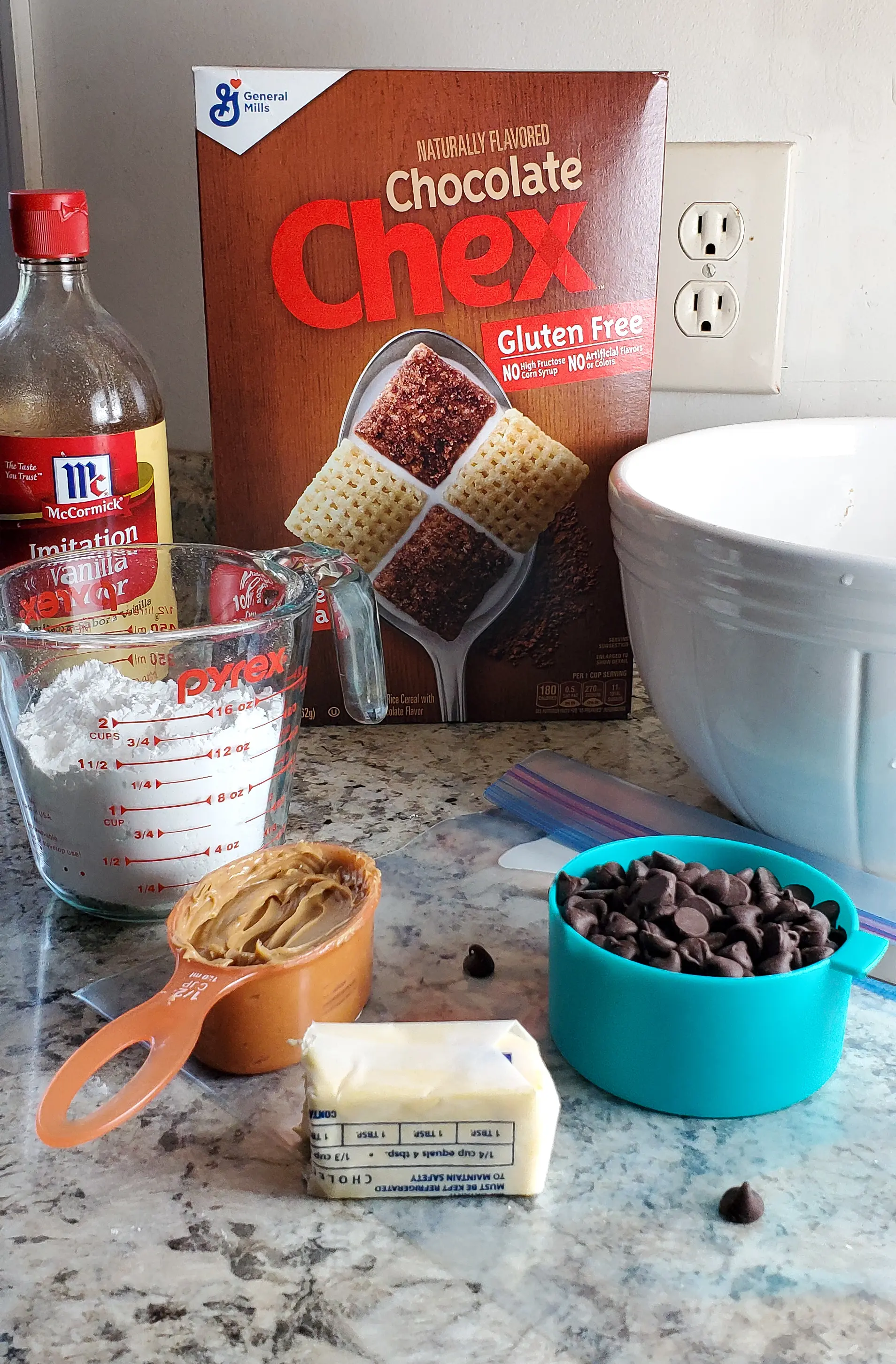 Scooby Snacks Ingredients. If you enjoy solving a good old mystery with your favorite gang of meddling kids, then you will love this Scooby Snack Recipe. It's full of chocolate, peanut butter and is said to be Scooby's favorite snack when he watches movies.