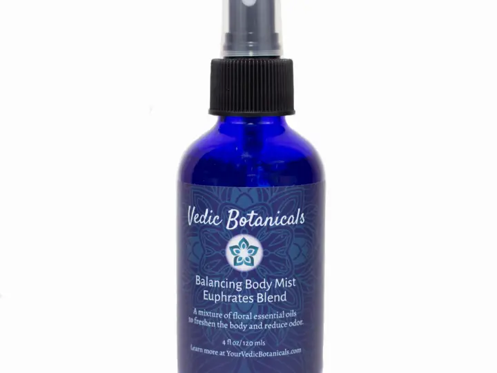 Our body splashes are a mix of essential oils that help to combat body odor, refresh, and uplift the body. Use it when you start your day, between work and social hours, or as a mini camping-style shower when standard bathing facilities aren't totally available.