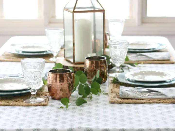 Add a touch of boho elegance to any meal, picnic or gathering with our signature August Table "Talelayo" tablecloth in Sparrow. These tablecloths are in our heavier twill cotton and have a lovely light blue whip stitched border in many sizes.