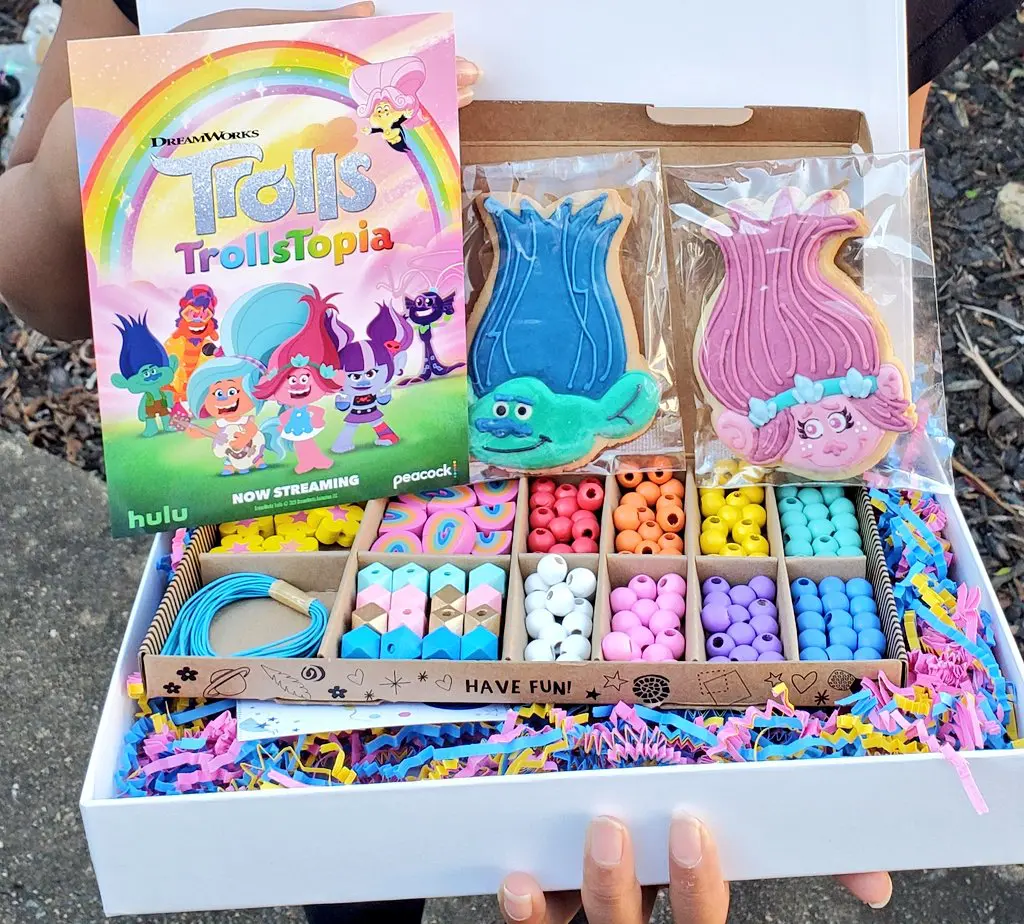 TrollsTopia Bracelets and Cookies. Inspired by the beloved DreamWorks Animation films, TrollsTopia is the next chapter in the hair-raising adventures of the trolls. Watch the first 13-episode season streaming exclusively on Peacock and Hulu today!