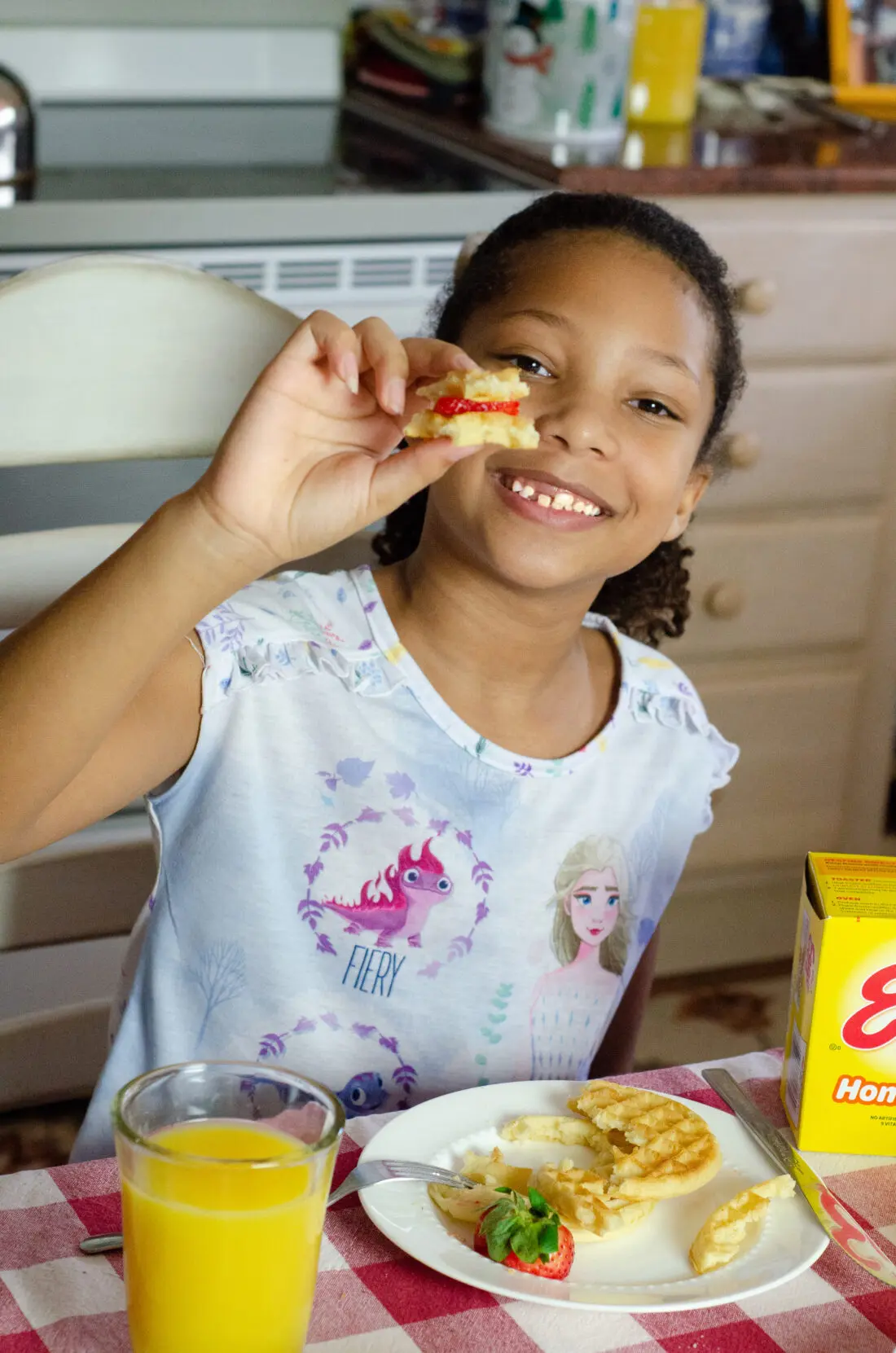 I love starting my family's mornings off with a delicious hearty breakfast. To keep my kids supercharged for school and adventures beyond, I feed them Eggo Homestyle Waffles. It's a breakfast option that the whole family can agree on.