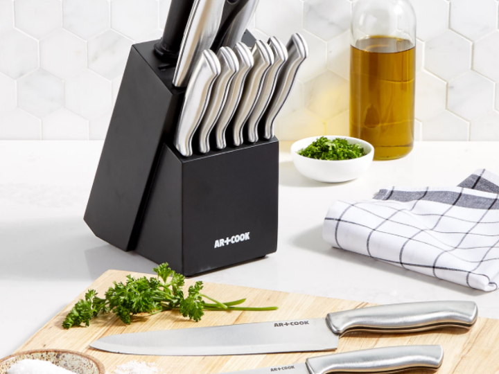 Save Big at Macy's from June 21-22 with limited-time special savings on everything from kitchenware to luggage, fragrances, and apparel. See what my hot picks are for the sales event, and also enter to win in Savings.com&rsquo;s #SaveBigAtMacys giveaway. Win one of four $250 e-gift card prizes from Macy&rsquo;s!