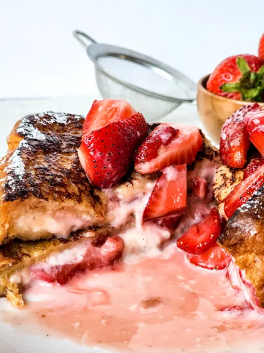 Stuffed Strawberry Cheesecake French Toast(1). If you are looking for an easy stuffed French toast recipe, then you must try this Strawberry Cheesecake French Toast! The strawberry cheesecake filling takes this French toast to the next level. It&rsquo;s made with fresh strawberries and is the best quick, and easy breakfast or brunch dish.