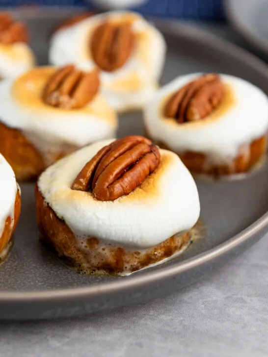 These Sweet Potato Bites are a cheerful twist on classic holiday flavors! Perfect as bite-sized appetizers or mini desserts, they bring together the cozy comfort of Thanksgiving and the festive joy of Christmas in every sweet and savory bite.