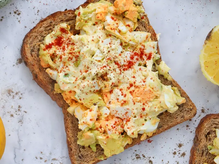 This easy Avocado Salad on Toast recipe is a fresh, creamy, and flavorful twist on classic avocado toast variations. Perfect for a quick avocado toast breakfast, school lunch boxes, or even an afterschool snack for busy weeks.