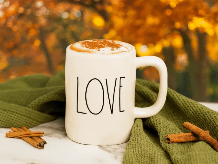 Warm, sweet, and perfectly spiced, this maple cinnamon latte is the ultimate sip of autumn. With rich maple syrup and a sprinkle of cinnamon, it&rsquo;s a cozy fall inspired recipe that tastes just like your favorite coffee shop drink, but made right at home. One mug and you&rsquo;ll be hooked all season long!